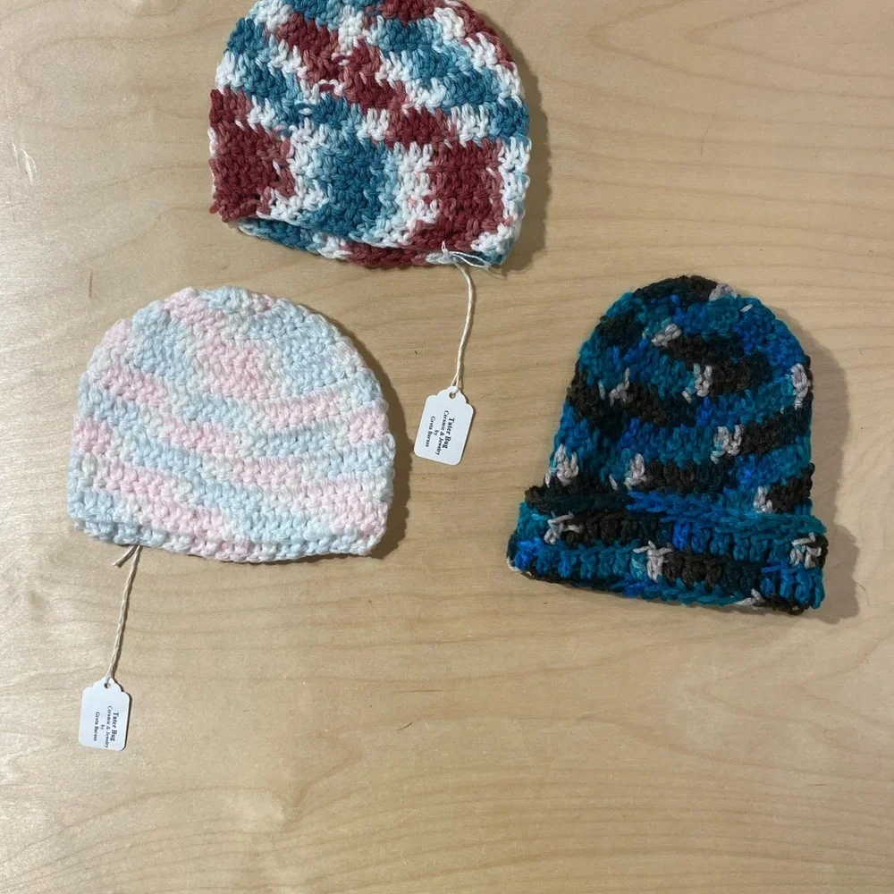 Handmade Multicolor Crochet Beanie Set for Kids (QG)